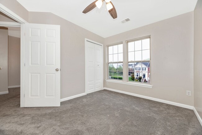 Building Photo - Beautifully Renovated Townhome in Walnut Ridge