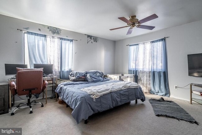 Building Photo - 8 Dickenson Dr