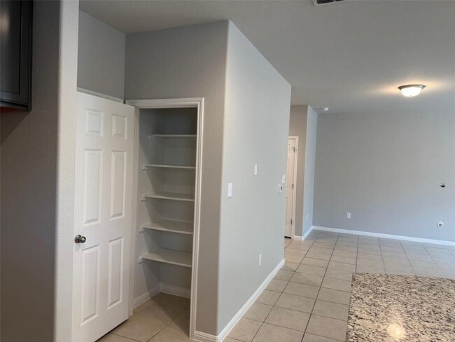 Building Photo - 11905 Mercantile Ln