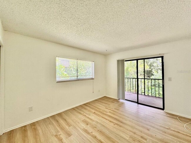 Building Photo - 11703 Raintree Village Blvd