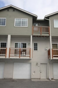 Building Photo - 2 Bedroom Condo near Downtown Anchorage!