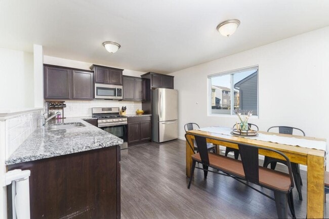 Building Photo - 2783 Au Gres River Dr