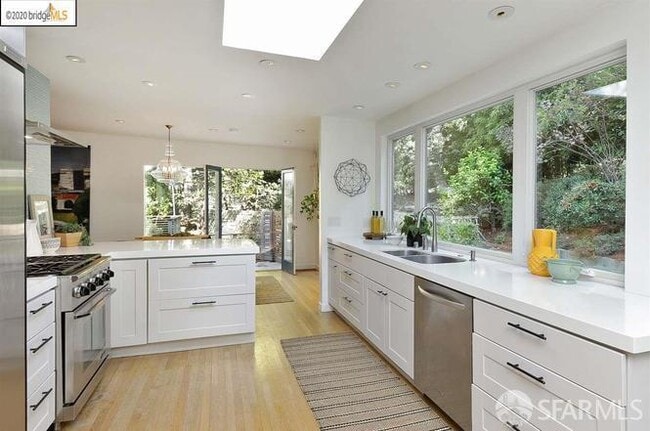 Building Photo - 1940 Gouldin Rd