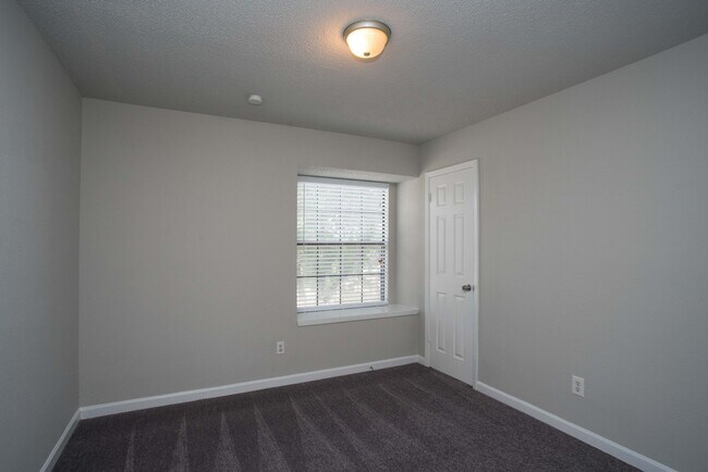 Building Photo - 5401 Loadstone Cove