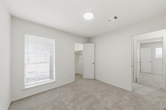 Building Photo - 16615 Dounreay Dr