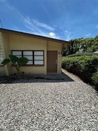 Building Photo - 1720 Miller Ave