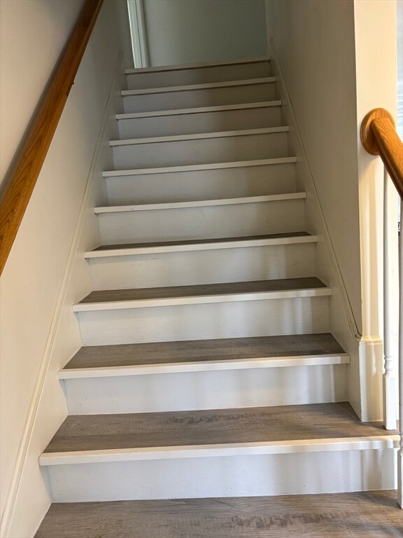 Building Photo - 13 Navajo Rd