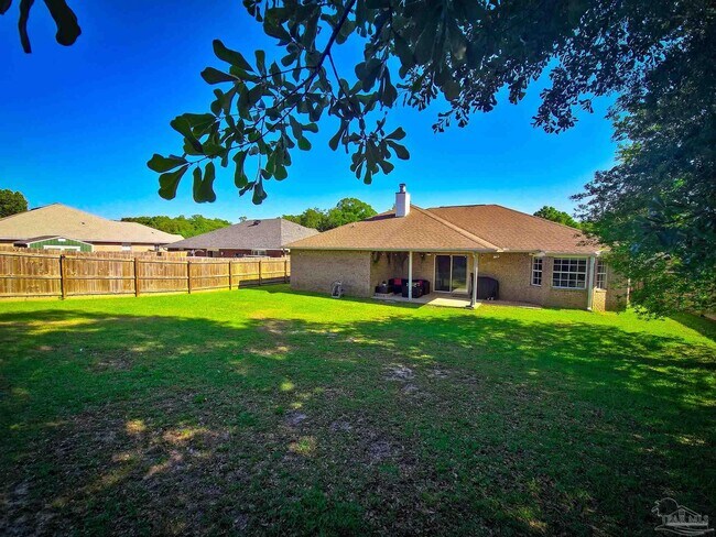 Building Photo - 6425 Sarasota St