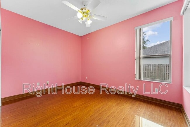 Building Photo - 1037 Bridgeway Blvd