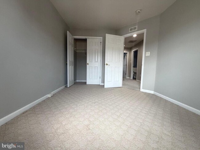 Building Photo - 21831 Ladyslipper Sq