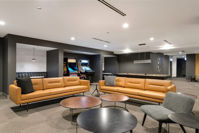 Building Photo - 29 S LaSalle St