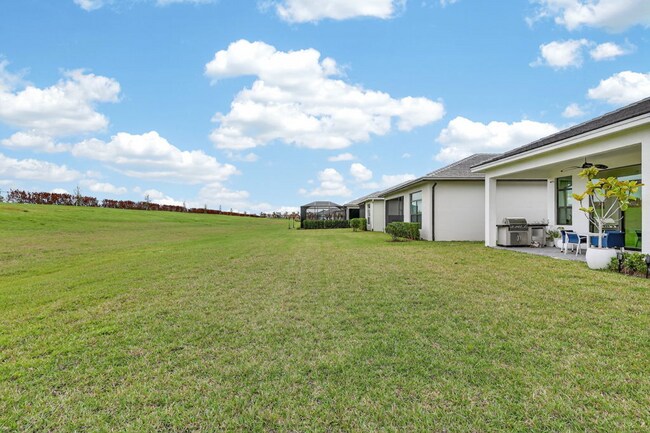 Building Photo - 10195 SW Latium Wy