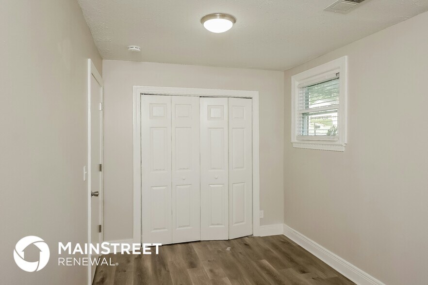 Building Photo - 12318 Crosswinds Dr