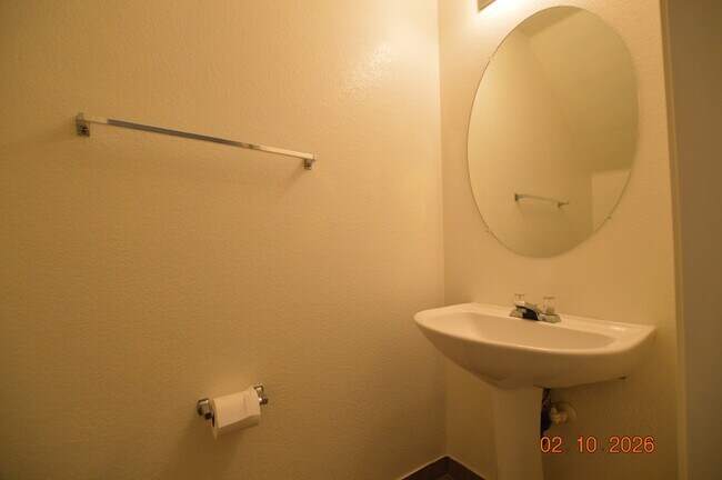 Building Photo - 9949 Shallot Ct