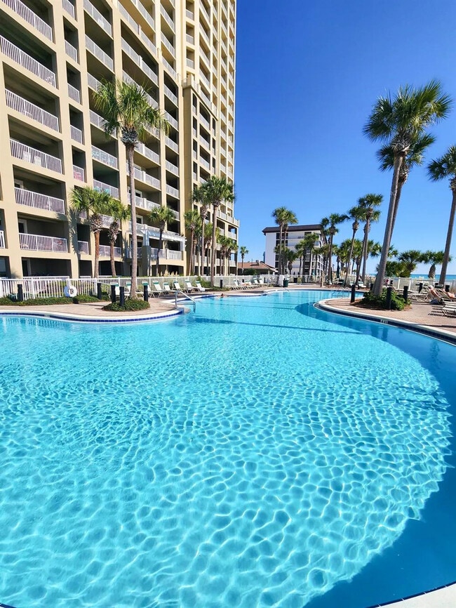 Building Photo - 11800 Front Beach Rd