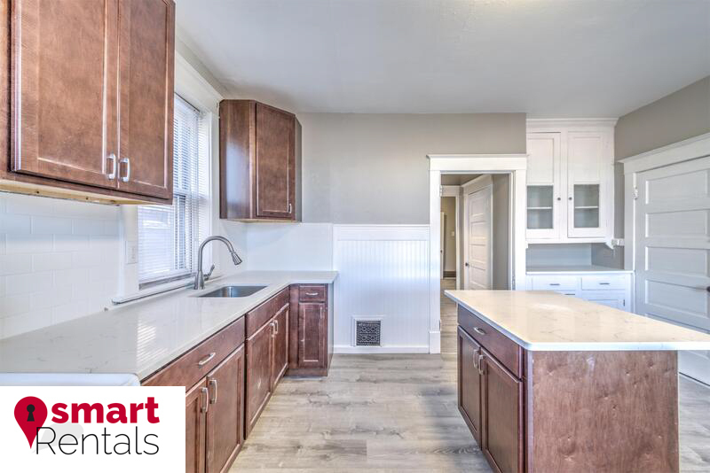 Building Photo - 4065 Botanical Ave