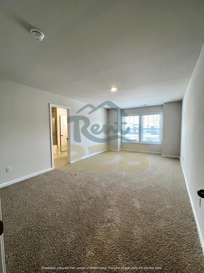 Building Photo - 146 Creekview Rd