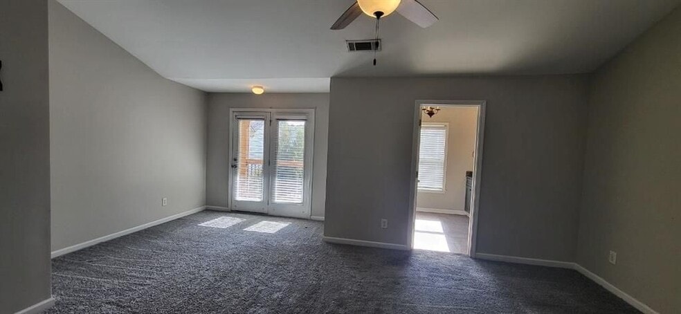 Building Photo - 45 Newnan Lakes Dr