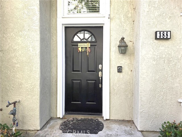 Building Photo - 388 Fallingstar