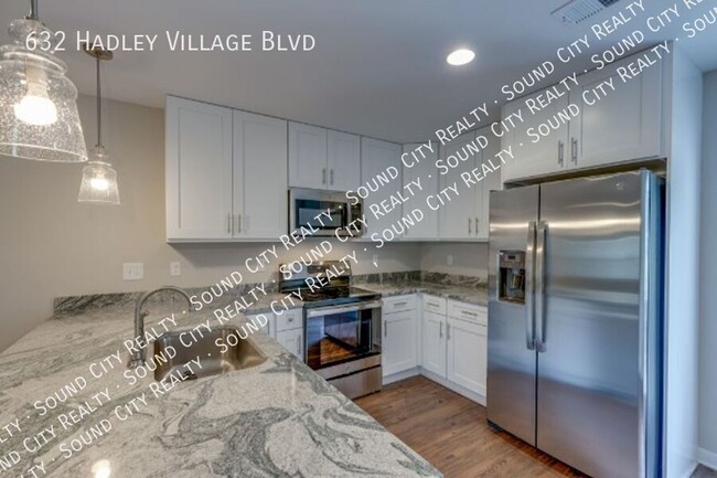 Building Photo - 632 Hadley Vlg Blvd