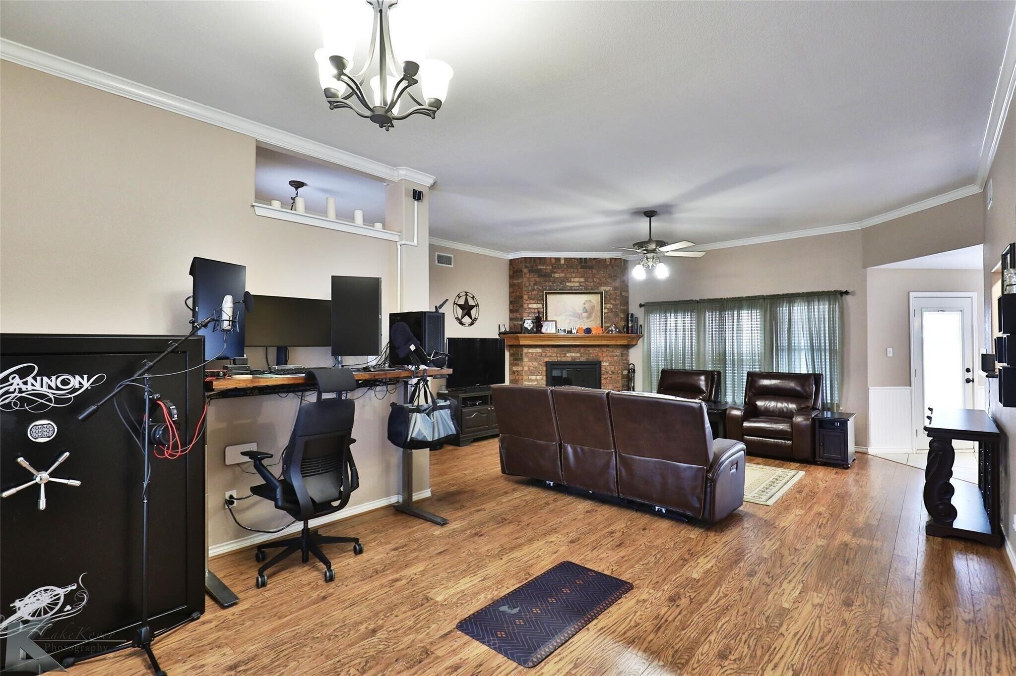 Building Photo - 5434 Willow View Rd