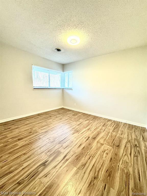 Building Photo - 158 Marlborough Dr