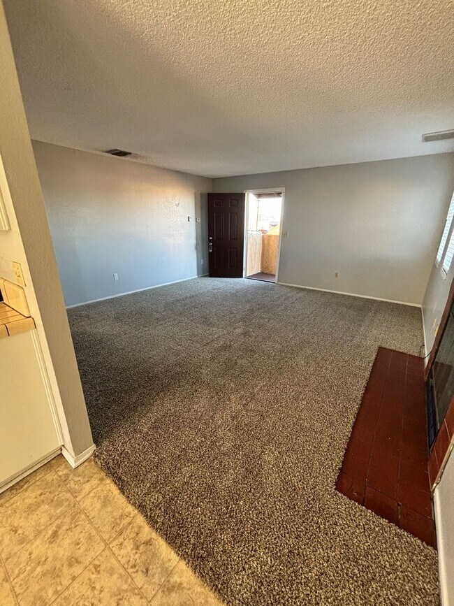 Building Photo - 1613 N Erwin St