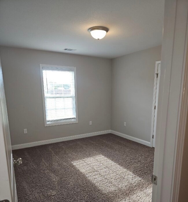 Building Photo - 405 Coney Ct