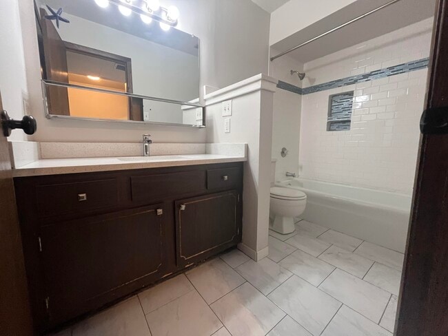 Building Photo - 6179 W Cold Spring Rd