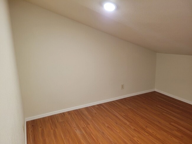 Building Photo - 5129 Rainbow Harbour Cir