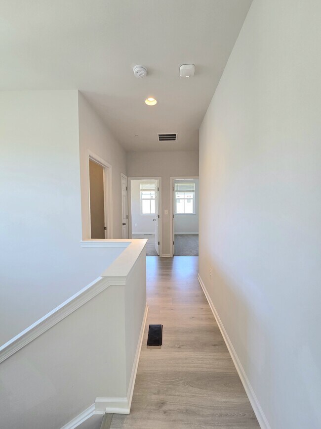 Building Photo - 13146 Dowdens Sta Wy