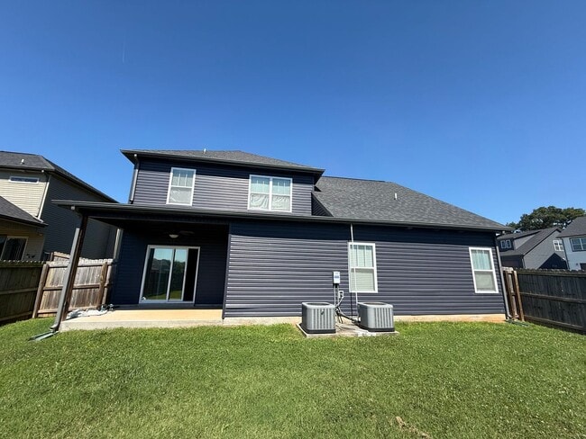 Building Photo - 1142 Eagle's View Dr
