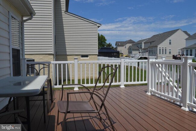 Building Photo - 5413 Silver Maple Ln