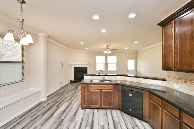 Building Photo - 9155 Monarch Field Ln