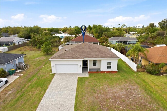 Building Photo - 870 Columbia St