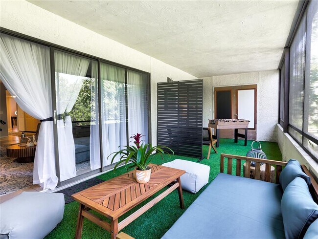 Building Photo - 133 Wild Palm Dr