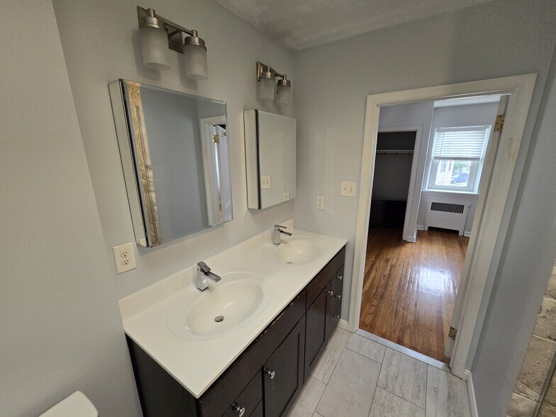 Building Photo - 2632 Lenape Rd