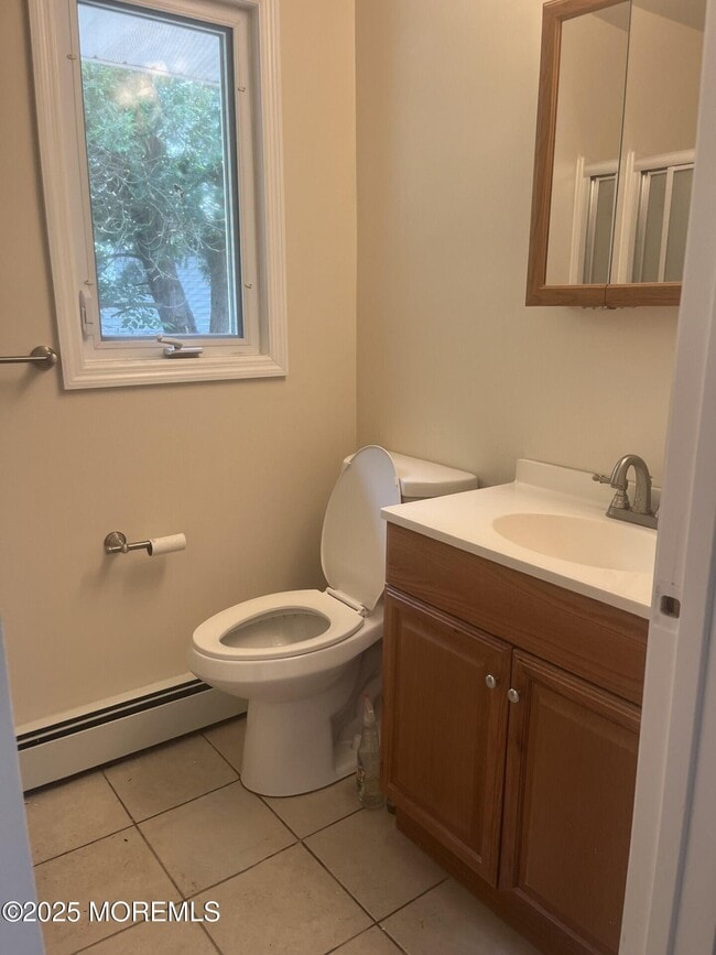 Building Photo - 18 Caribbean Ct