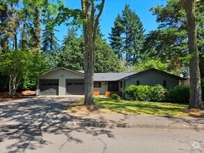Building Photo - 3Bd/2Ba Single Story Home-For Viewing!