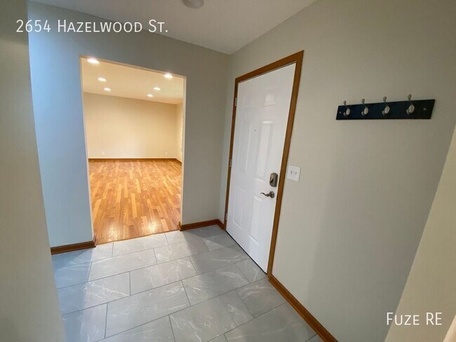 Building Photo - 2654 Hazelwood St