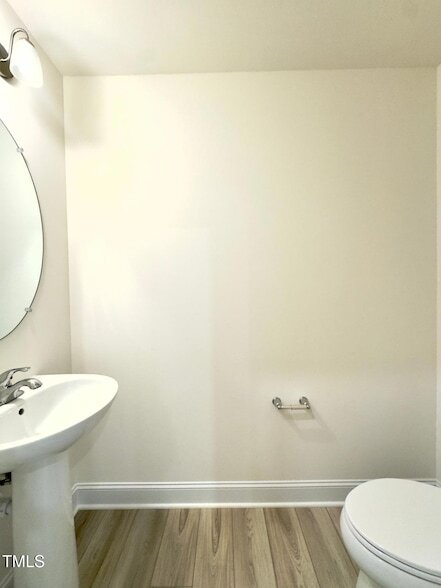 Building Photo - 23 Bibury Wy