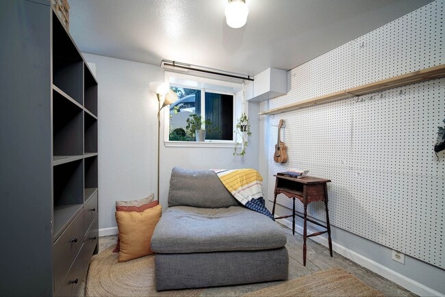 Building Photo - 13027 40th Ave S