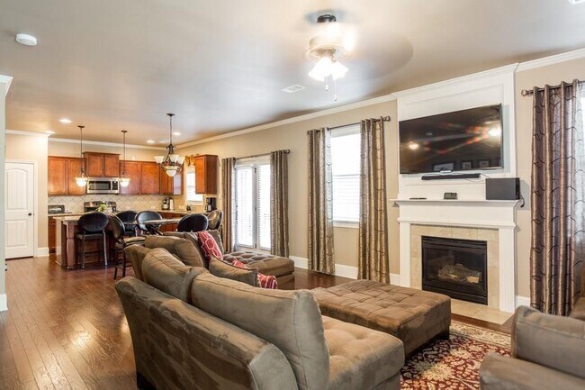 Building Photo - 4825 Roseman Trail