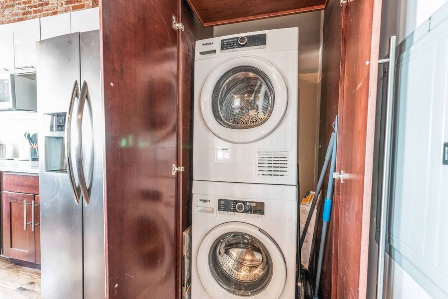 Building Photo - 621 14th St