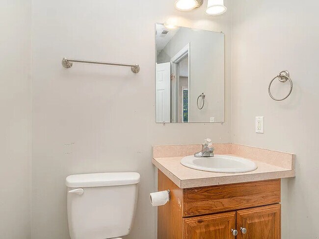 Building Photo - Earn Wealth While Leasing – Like a Homeowner – Lease to Own