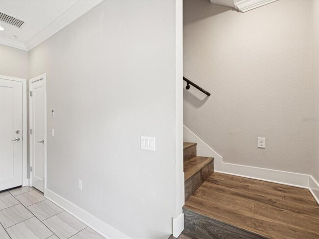 Building Photo - 946 Highland Ave