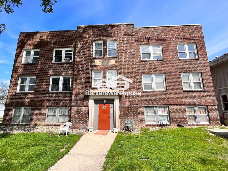 Primary Photo - 610 N Buxton St