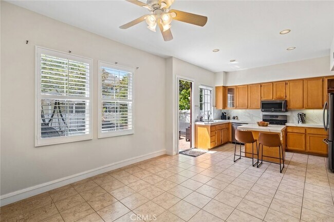 Building Photo - 49 Sconset Ln