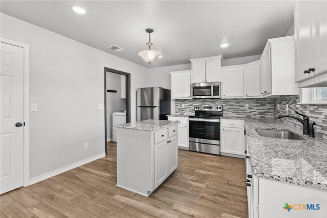 Building Photo - 2550 Belle Hubbard Trl