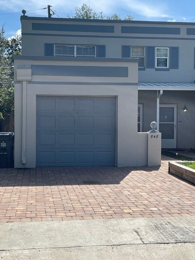 Building Photo - AVAILALBE OCTOBER! Two story Townhouse loc...
